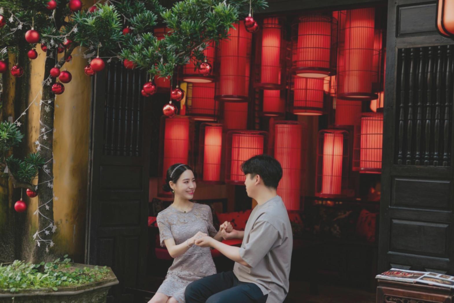 Person beim Arbeiten in entspannter Atmosphäre